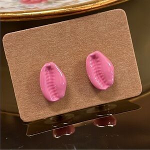 Pink Conch Shell Earrings